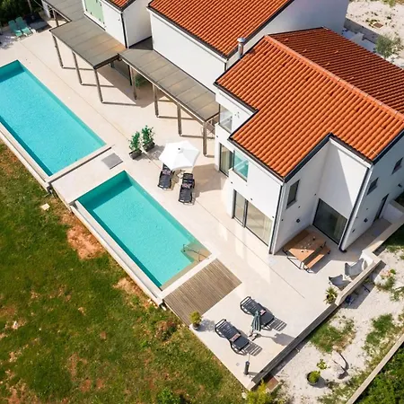 Sunset Villa